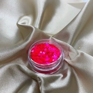 Cosmetic glitter